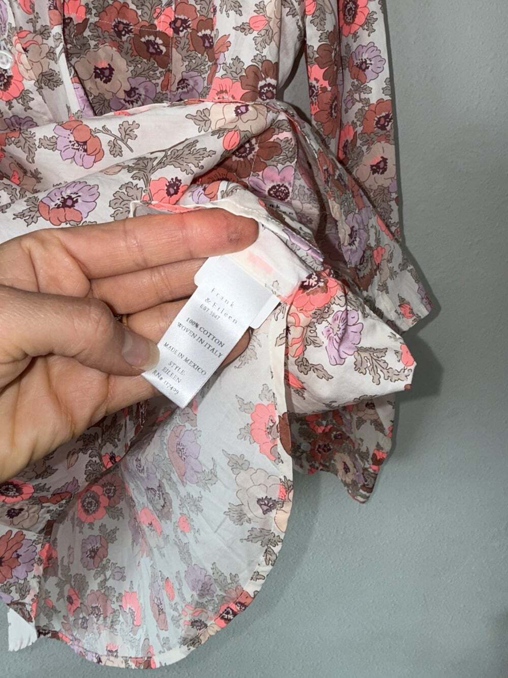 $248 Frank & Eileen Liberty Floral Relaxed Button Up Shirt Women’s Small Blouse - Picture 7 of 8